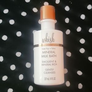 Whish mineral milk bath